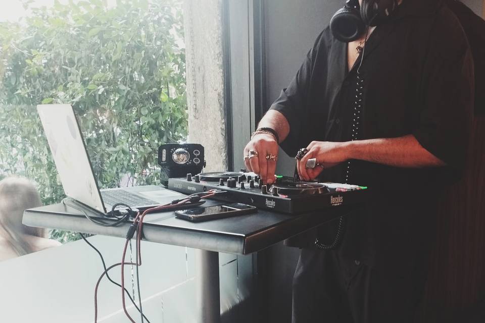 Dj Armeno