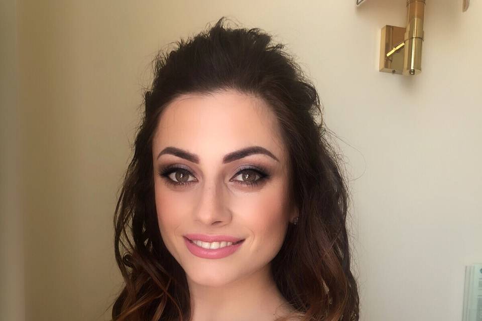 Bridal make up