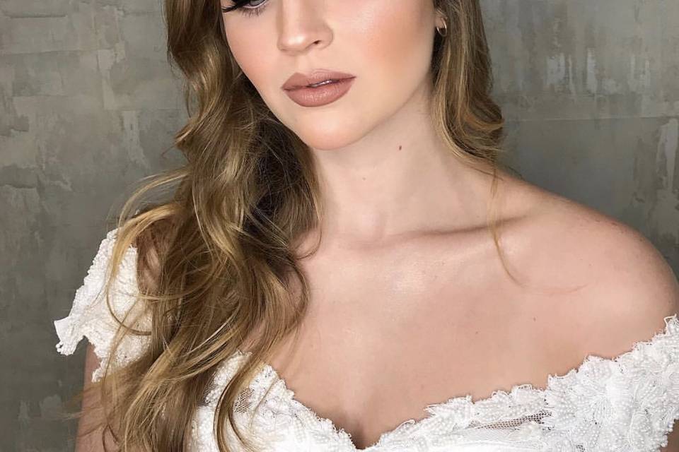 Bridal make up