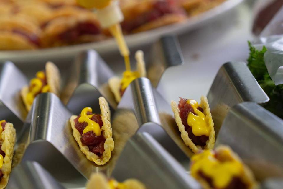 Tacos con tartare e majo mango
