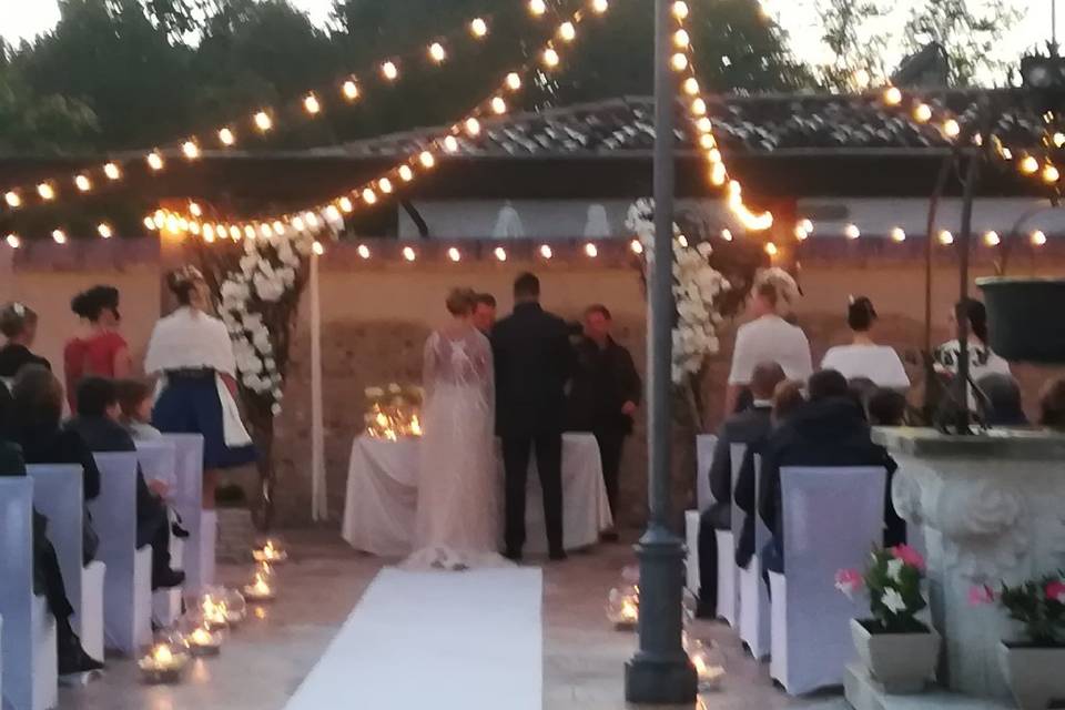 Matrimonio laico