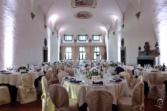 Allestimento tavoli