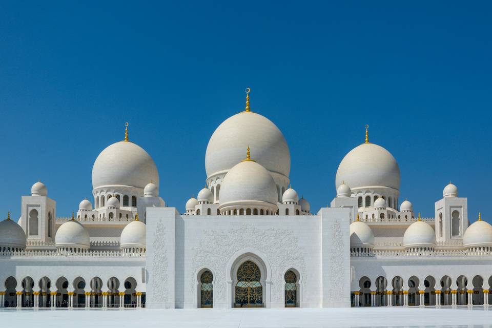 Abu dhabi 4 notti