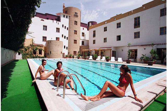 Hotel Tre Torri: piscina esterna