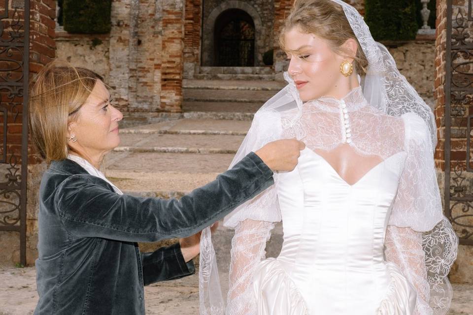 Giulia e la sposa