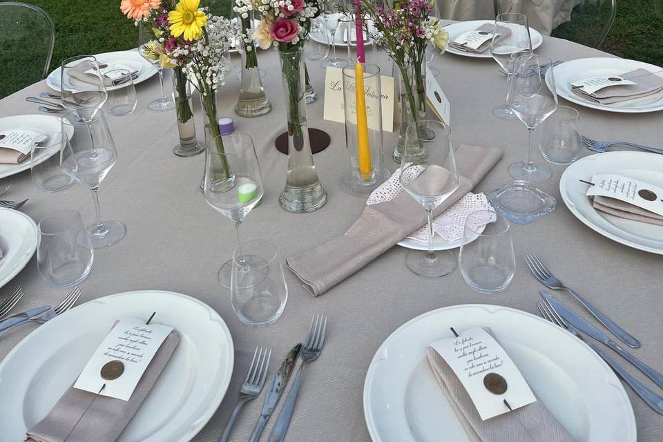 ALLESTIMENTO TAVOLO