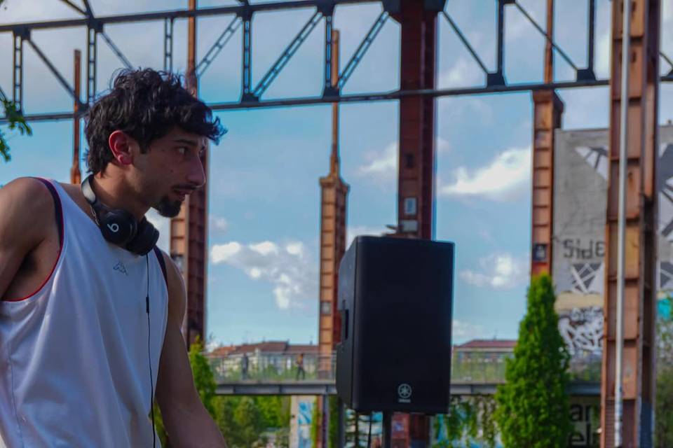 DJ LookOne