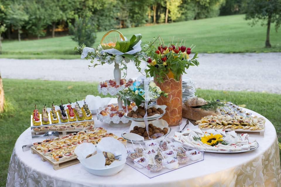 Aperitivo in giardino