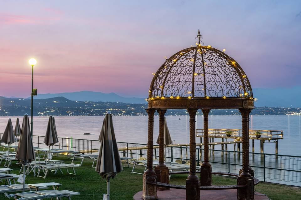 Romantic way