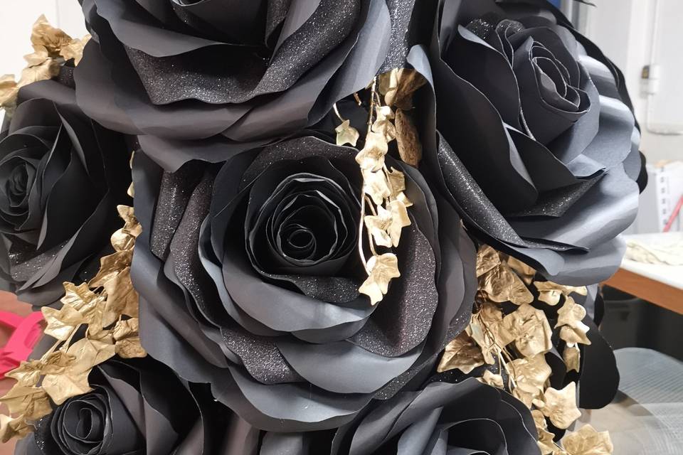 Rose di carta nere