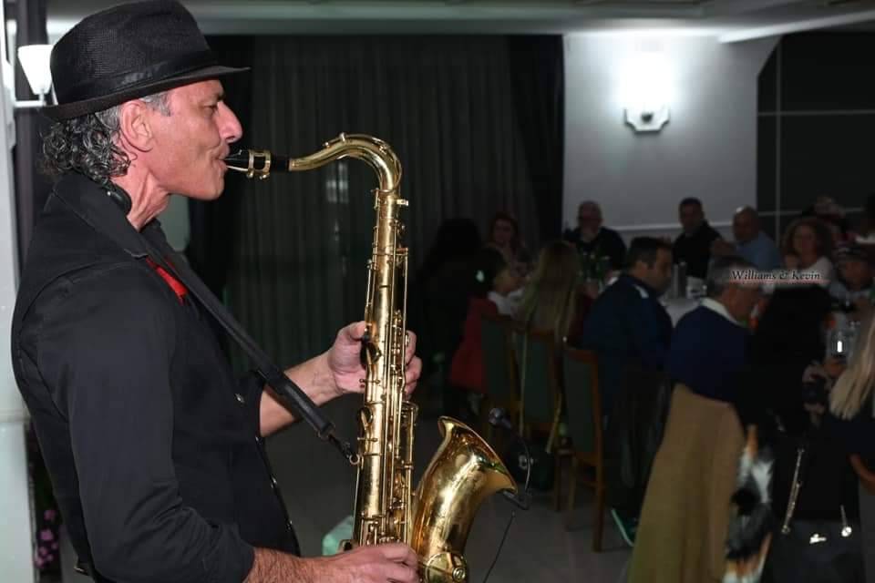 Sax live
