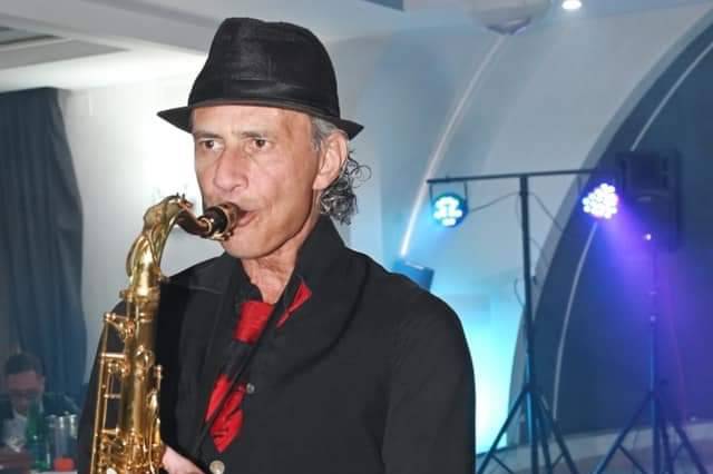 Sax live