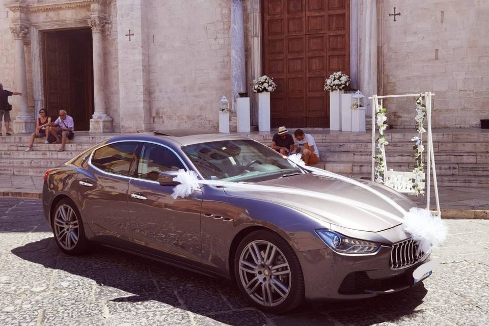 Luxury Car Autonoleggio