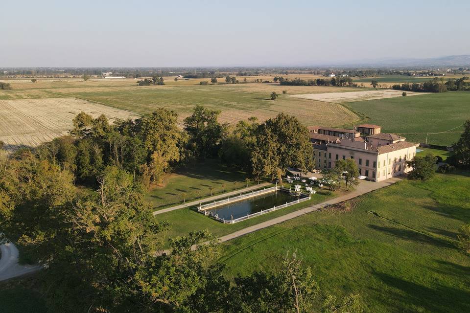 Villa Caramello