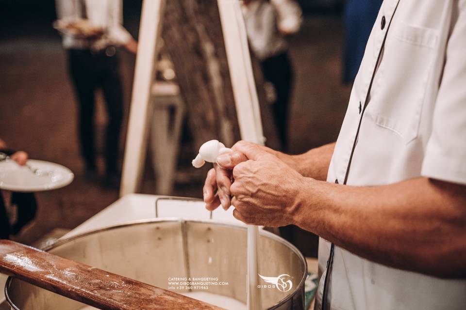 Cena - Preparazione mozzarelle