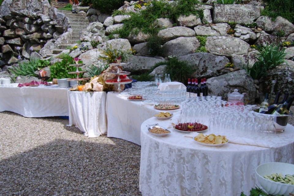 Aperitivo sotto il giardino ro