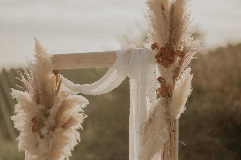 Decorazione con fiori swcchi