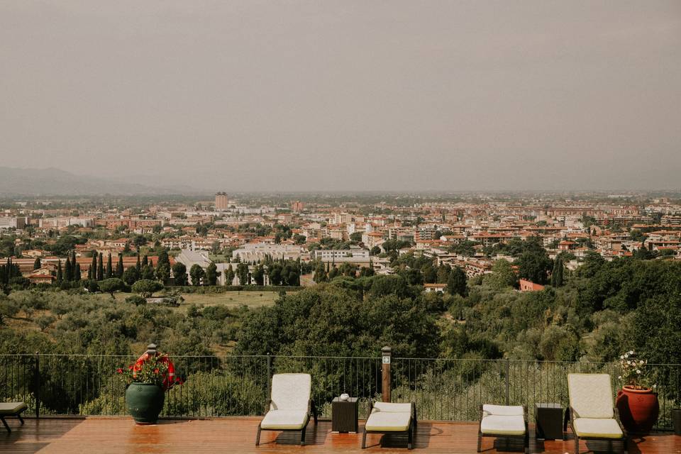 Panorama da terrazza piscina