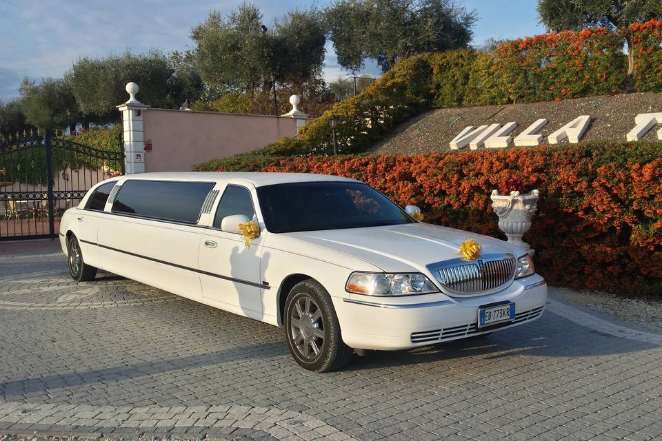 Lincoln limousine