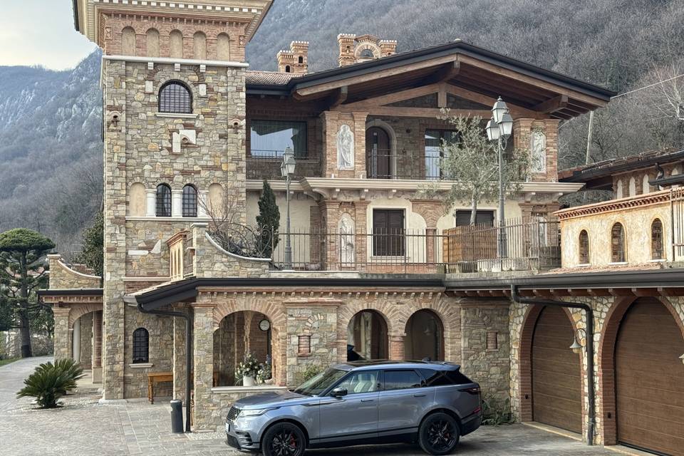 Range rover velar