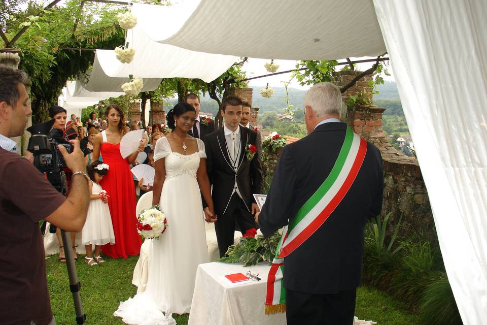 Matrimonio nel pergolato