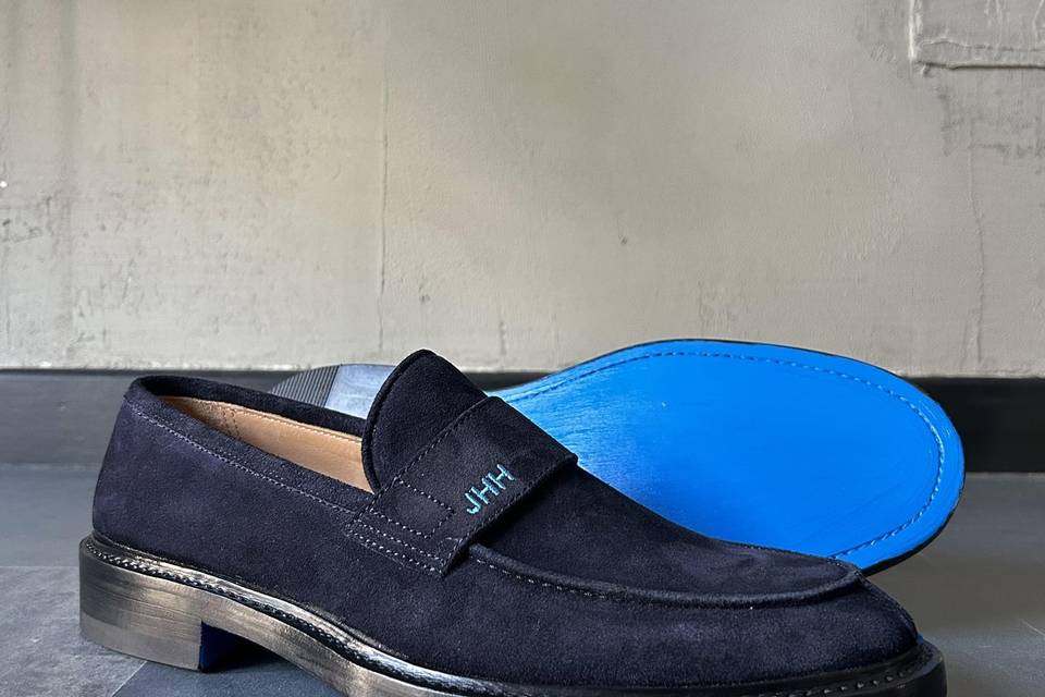 Mocassino con suola blu
