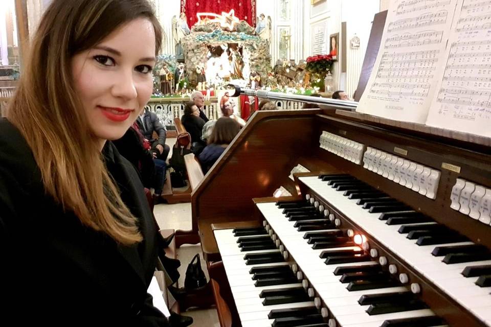 Roberta Oliveri Pianist