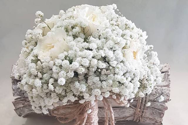 Centrotavola floreale bianco e verde - Promessa di matrimonio - Fiorista  Roberto Di Guida - Fiorista Roberto Di Guida