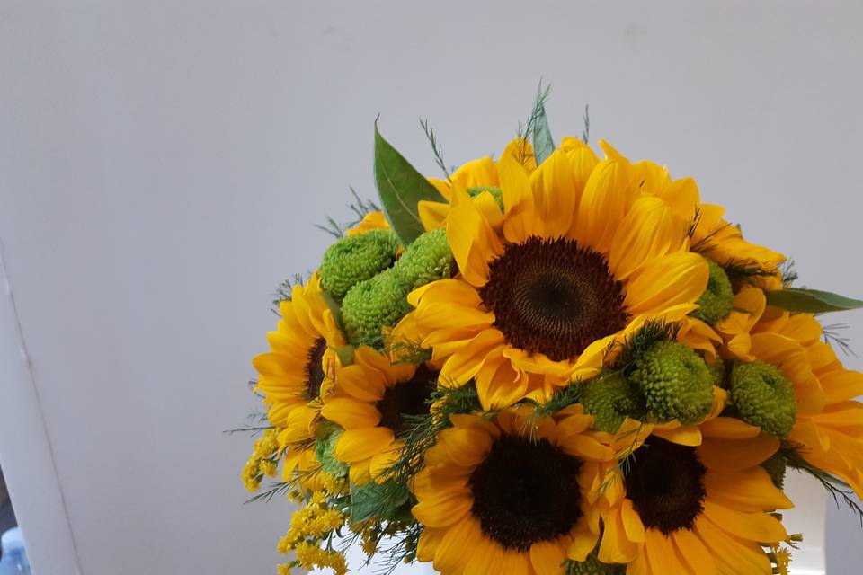 Bouquet girasole e santini