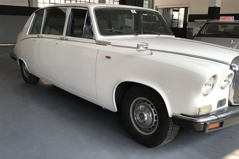 Daimler Ds 420