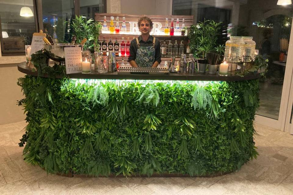 Jungle Bar