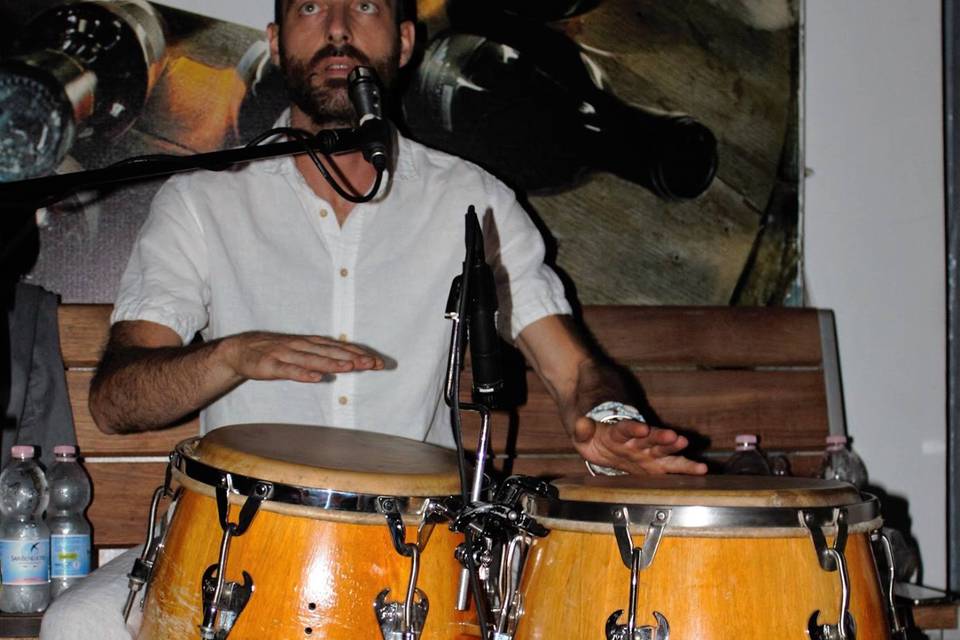 Adriano, congas