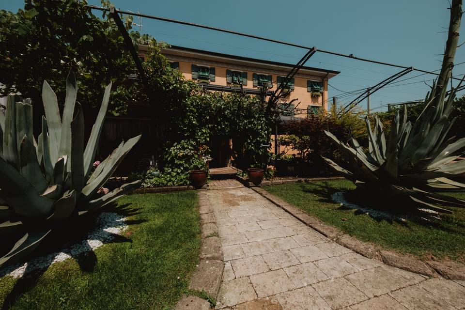 ingresso_giardino_villa_evento