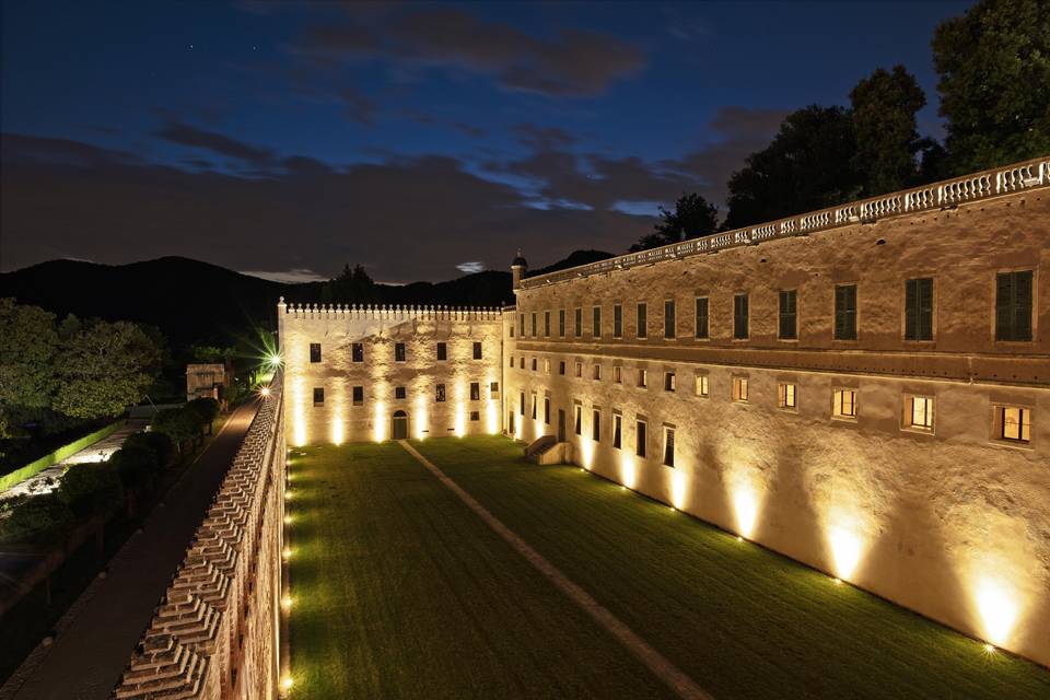 Cortile dei Giganti la sera