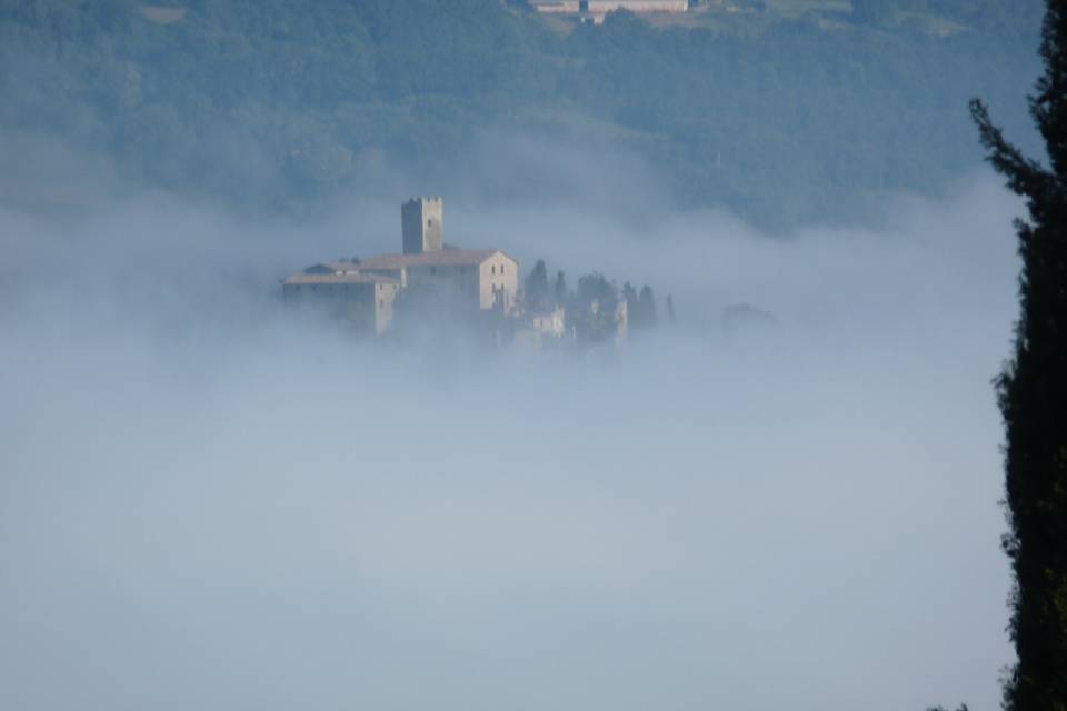 Il castello con la nebbia