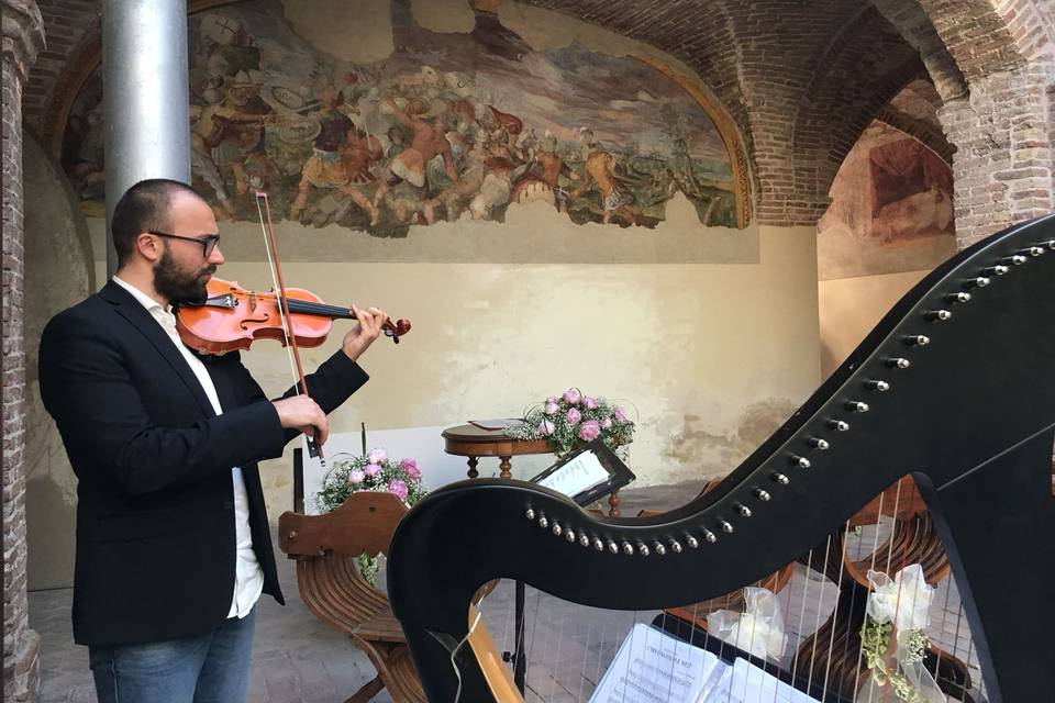 Andrea Granatiero Violino