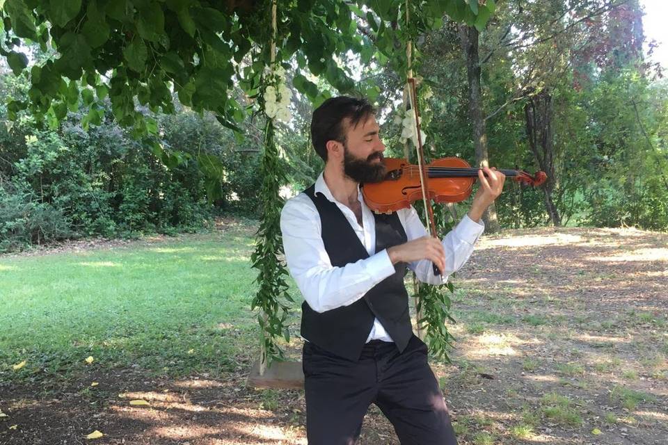 Andrea Granatiero Violino