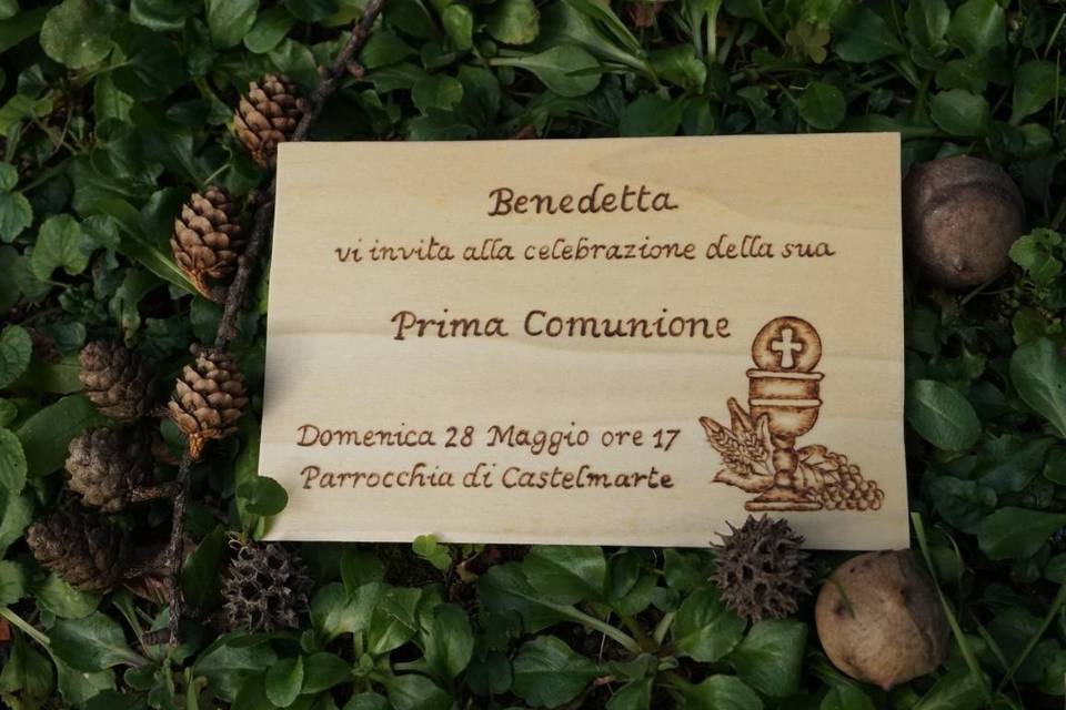 Partecipazione legno Comunione