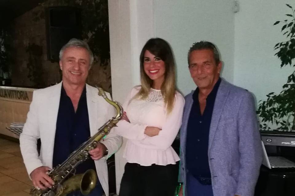 Trio piano, voce e sax