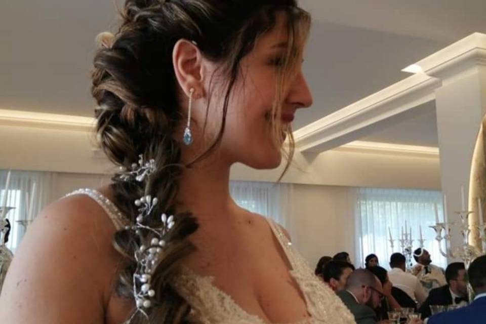 Elisa Leonardi Hair Styles