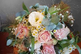 Maison et fleurs