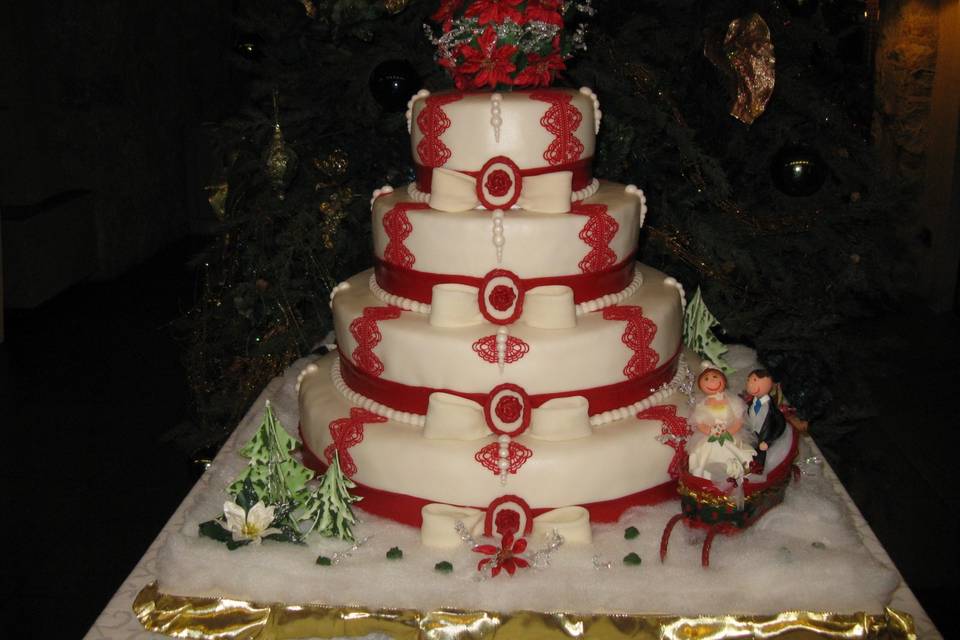 Torta  nuziale a Natale