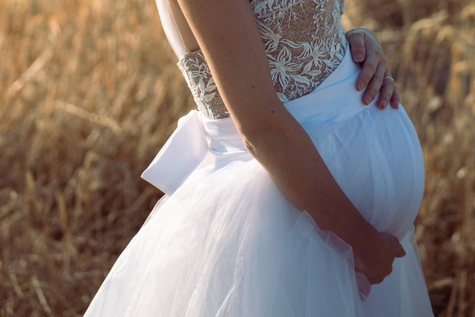 Sposa nel grano