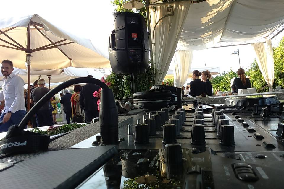 Consolle-dj-set-grecale