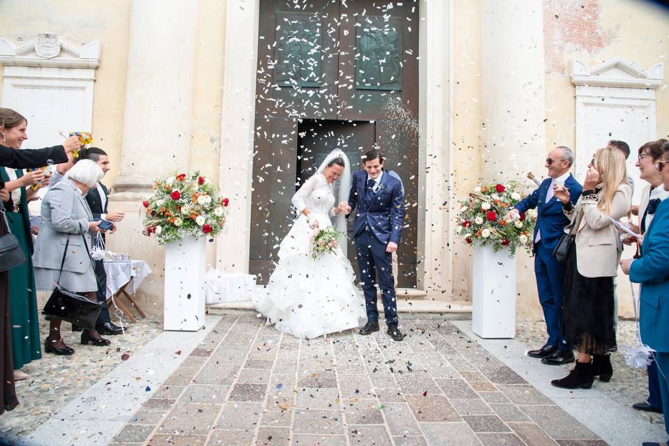 Uscita sposi dalla chiesa