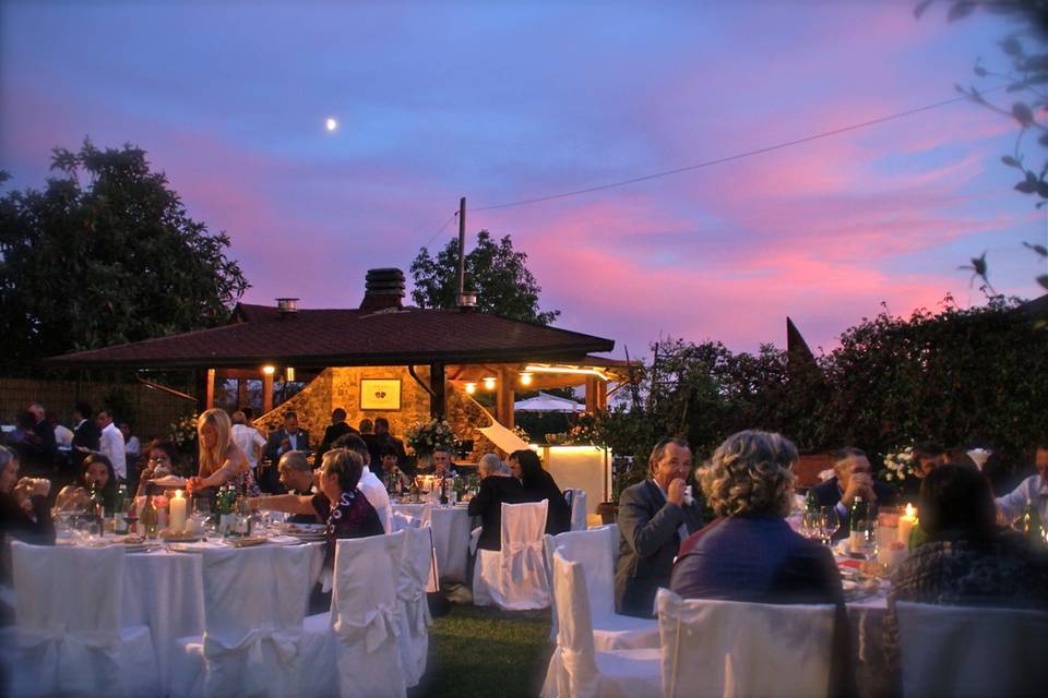 Buffet in piscina