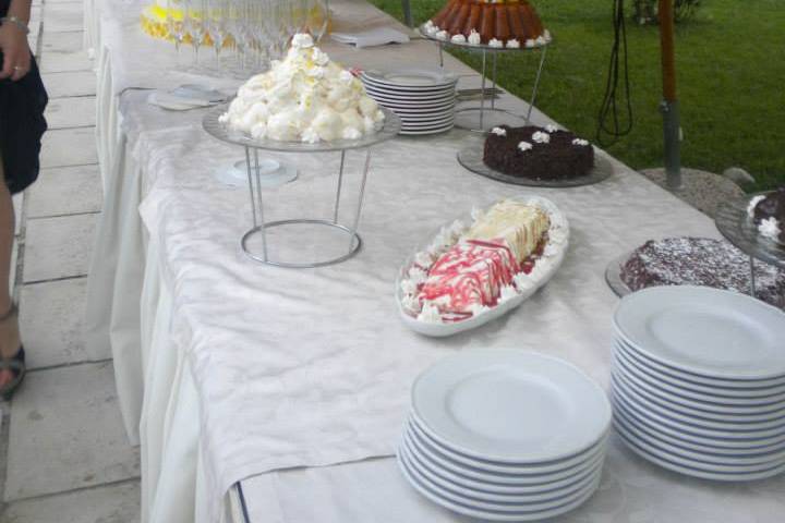 Amis Catering & Banqueting