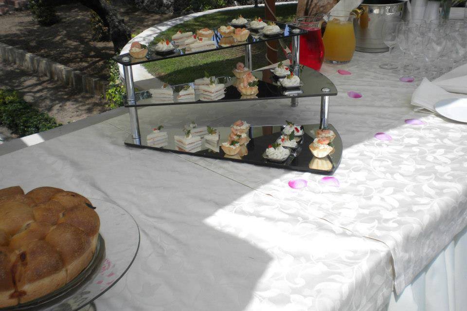 Amis Catering & Banqueting