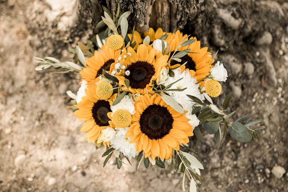 Bouquet con girasoli