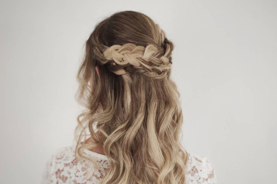 Bridal hair